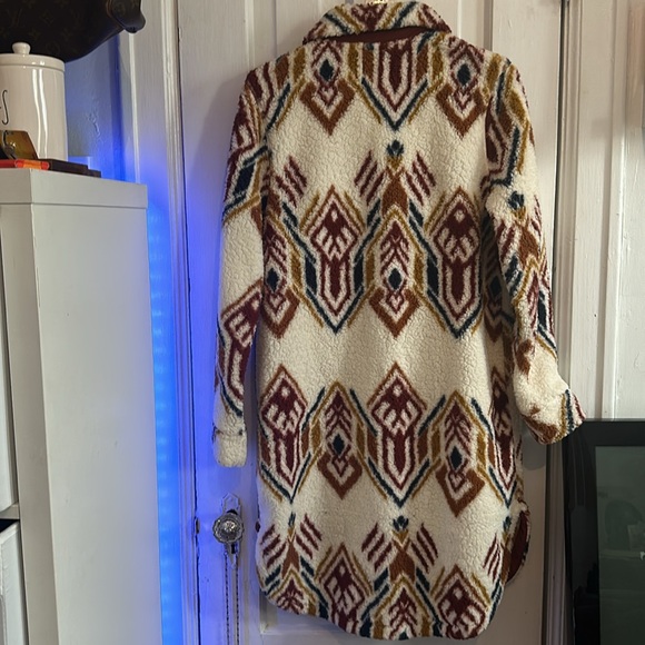 Jacket - Picture 8 of 15